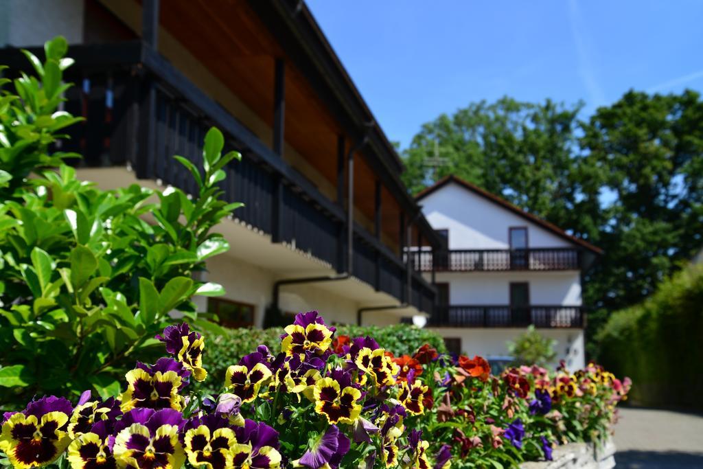 Hotel Am Buchwald Esslingen am Neckar Luaran gambar