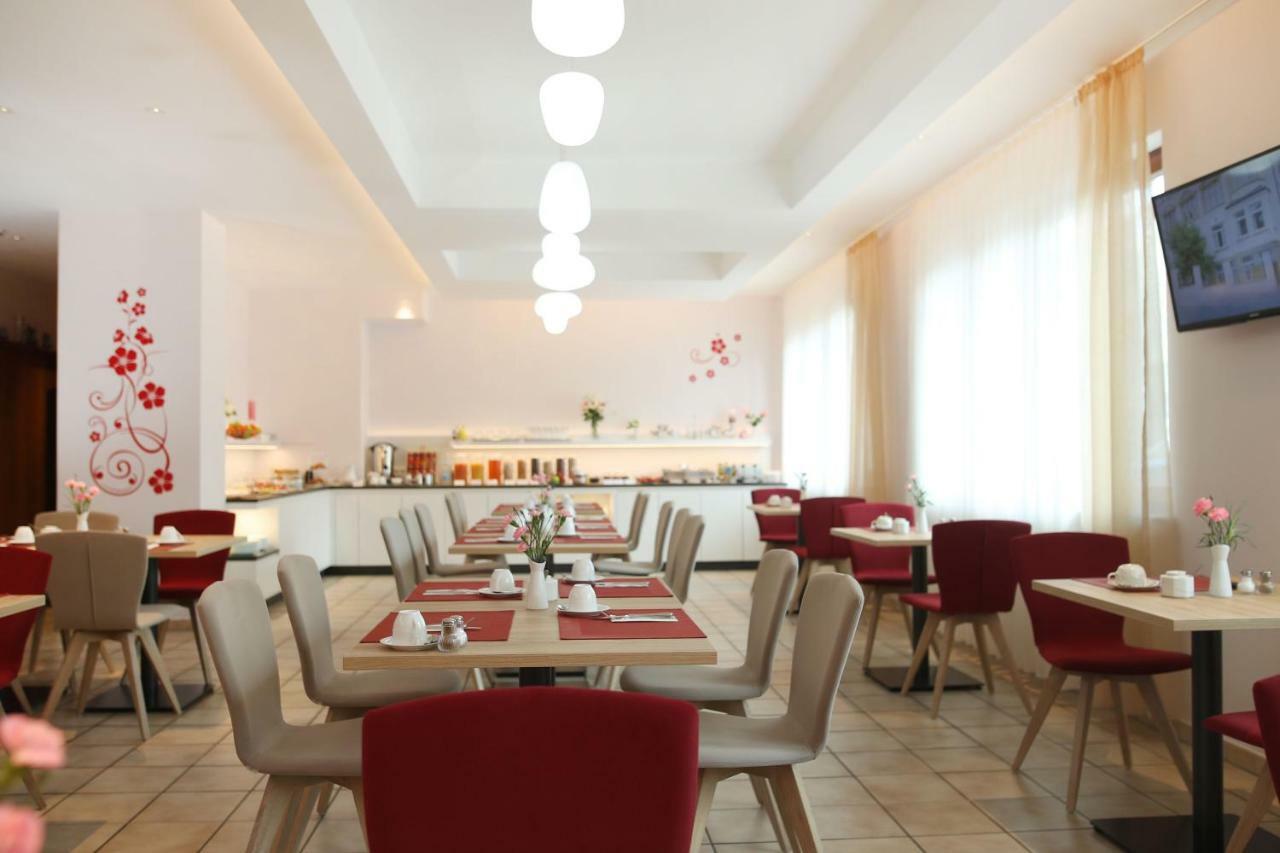 Hotel Am Buchwald Esslingen am Neckar Luaran gambar